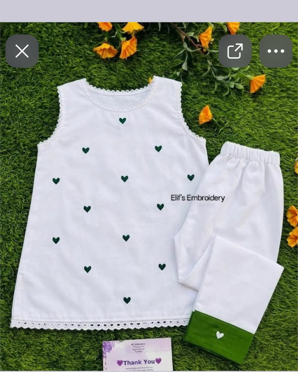 Dil Dil Pakistan.💚 Little Hearts Embroidered Cotton Two-Piece Set